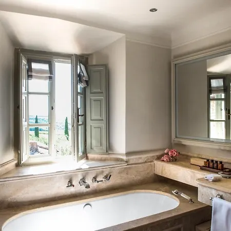 Hotel Borgo San Felice 5*