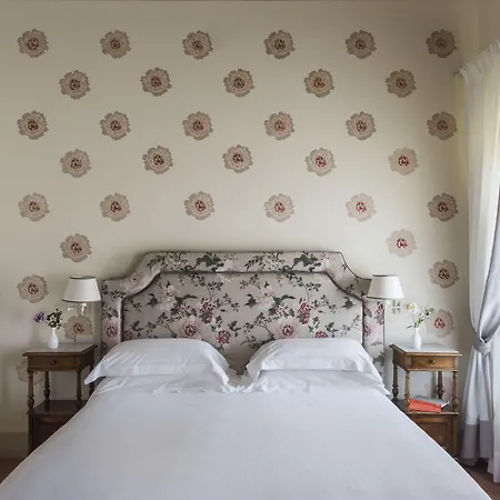 Borgo San Felice Szálloda 5*