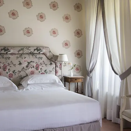 Borgo San Felice 5*