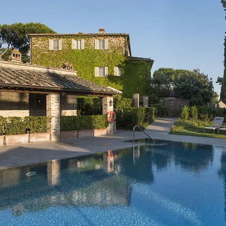 Szálloda Borgo San Felice