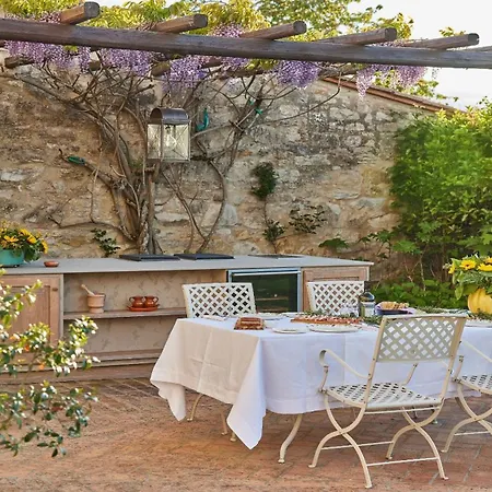 Szálloda Borgo San Felice 5*