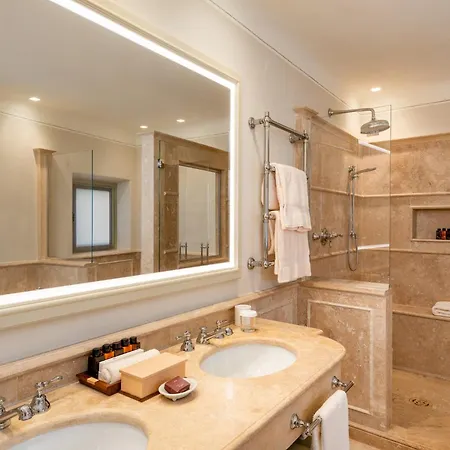 Borgo San Felice Szálloda